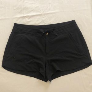 Athlete Hudson board short